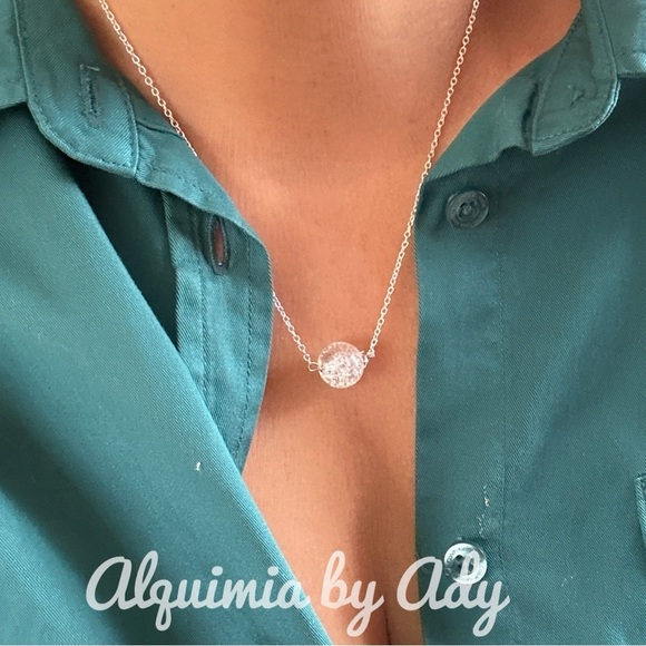 Alquimia Silver Minimalist Pendant Necklace - Picture 1 of 2